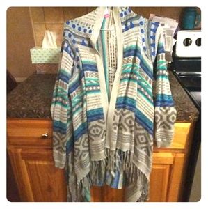 Beautiful kimono Fringe sweater